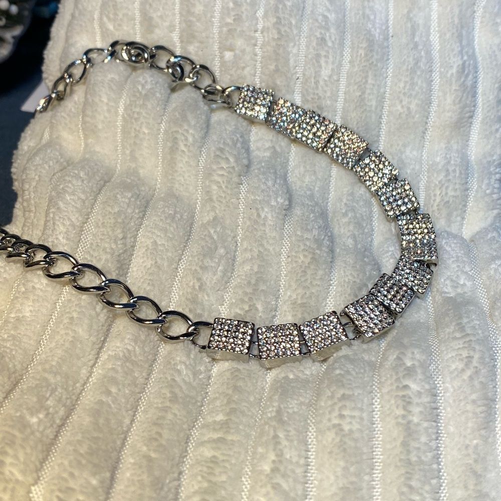 NWT 💎 DESIGNER INSPIRED SPRITZ STATEMENT NECKLACE STUNNING SILVER CZs - Picture 9 of 14